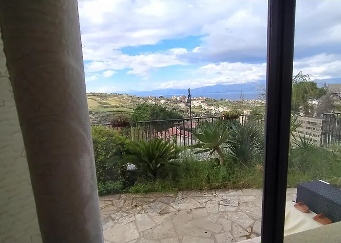 Feudo 43 Casa de hóspedes 3*